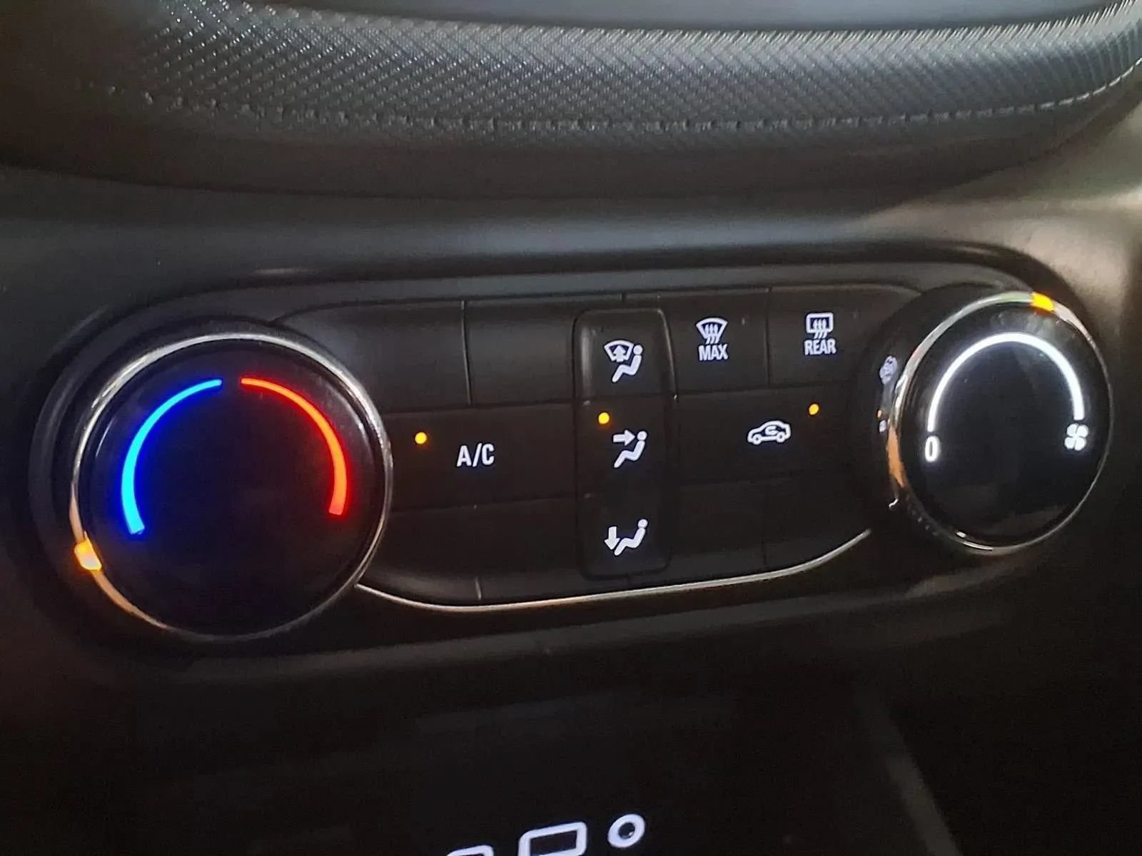 Used 2021 Chevrolet TrailBlazer LS AWD/4WD image 19