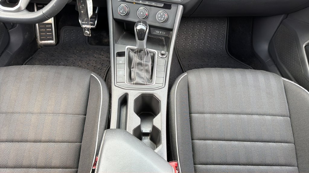 Used 2023 Volkswagen Jetta Sport FWD image 21