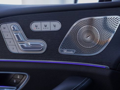 Used 2024 Mercedes-Benz GLE 450e 4MATIC image 36