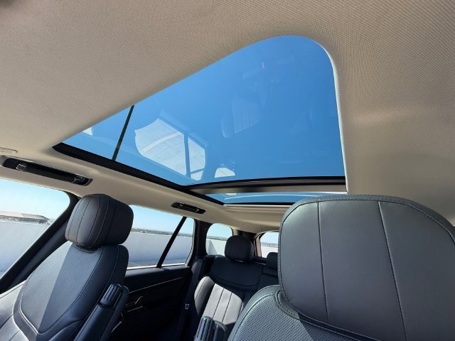 Used 2023 Land Rover Range Rover SE AWD/4WD image 29