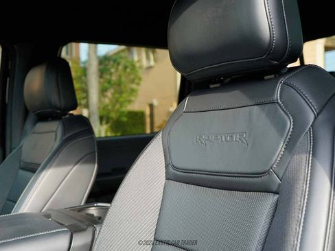 Used 2022 Ford F150 Raptor w/ Convenience Package image 24