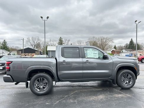 New 2026 Nissan Frontier SV AWD/4WD image 8