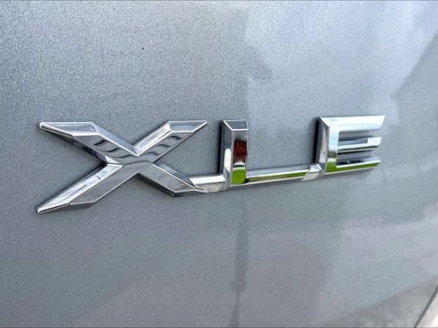 Used 2025 Toyota Grand Highlander AWD image 8