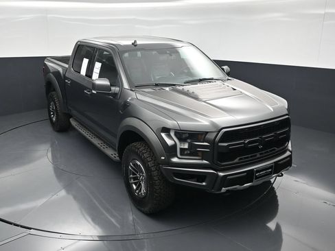 Certified 2020 Ford F150 Raptor w/ Equipment Group 802A Luxury AWD/4WD image 40