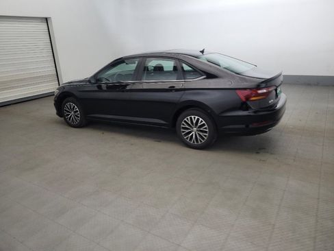 Used 2019 Volkswagen Jetta SE image 3