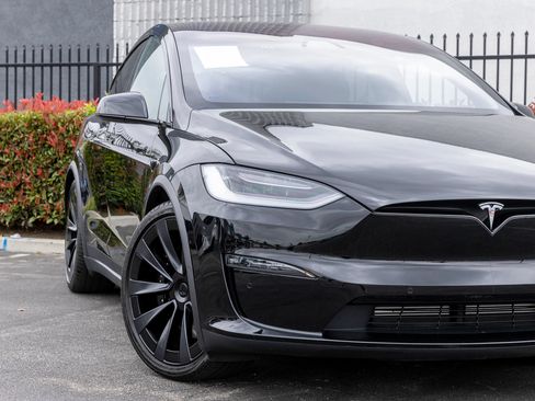 Used 2022 Tesla Model X AWD/4WD image 17
