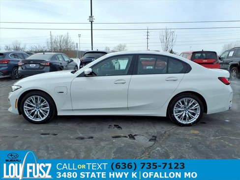 Used 2023 BMW 330e image 4