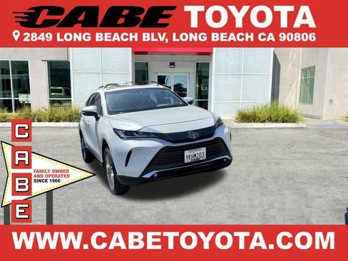 Used 2024 Toyota Venza XLE AWD/4WD image 1