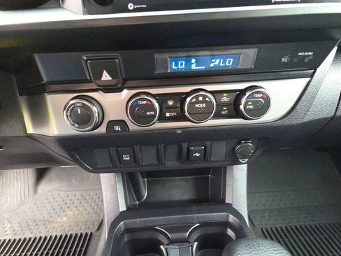 Used 2023 Toyota Tacoma SR AWD/4WD image 25