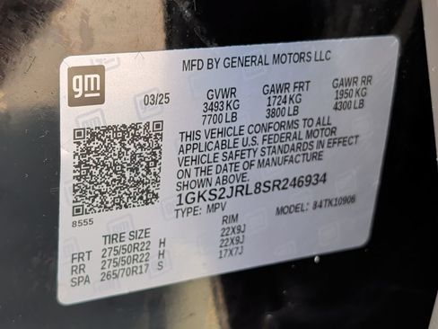 Used 2025 GMC Yukon XL Denali AWD/4WD image 40