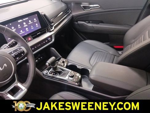 Used 2025 Kia Sportage SX image 26