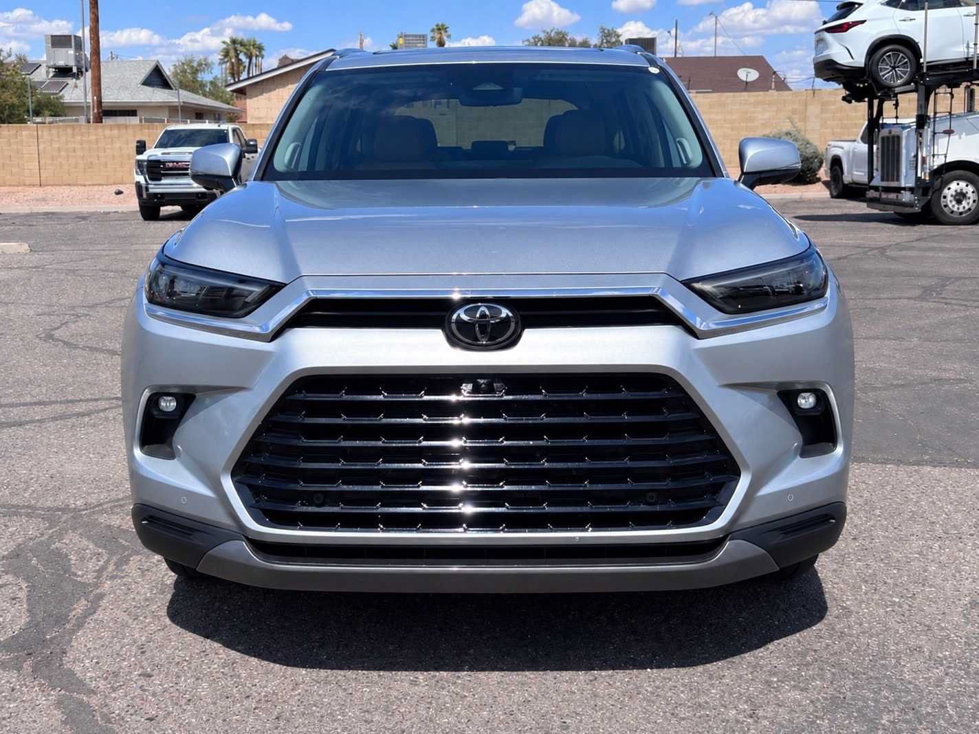 Used 2024 Toyota Grand Highlander AWD image 7
