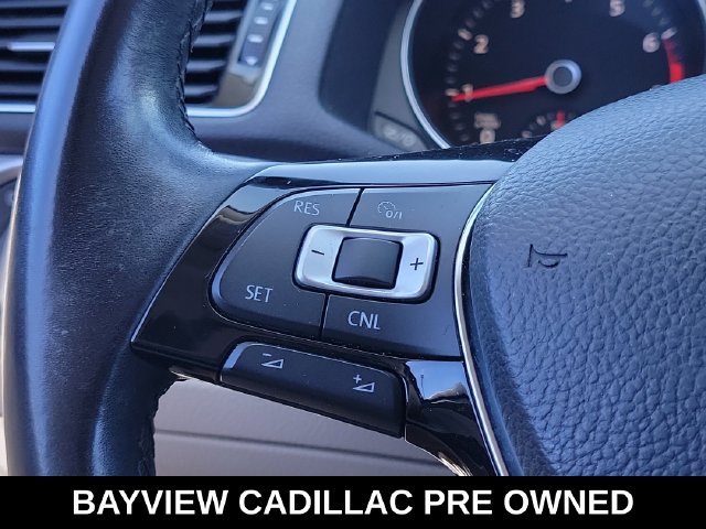 Used 2017 Volkswagen Passat 1.8T SE FWD image 23