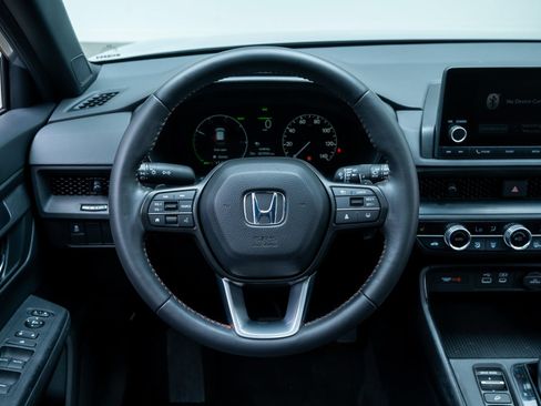 Used 2024 Honda CR-V Sport image 11