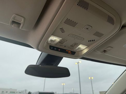 Certified 2023 Cadillac XT5 Premium Luxury image 22