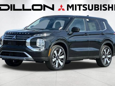 New 2026 Mitsubishi Outlander SE AWD/4WD image 8