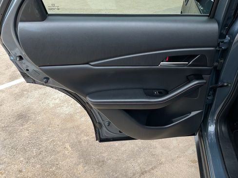 Used 2025 MAZDA CX-30 AWD 2.5 S w/ Preferred Package image 18