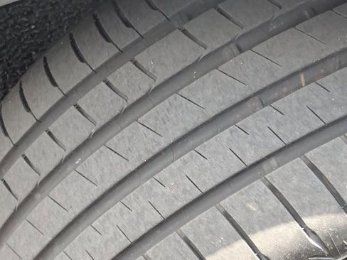 Certified 2024 Nissan Z Performance w/ Floor Mat Package image 12