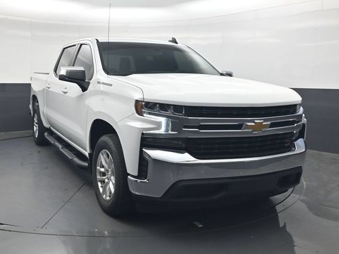 Used 2021 Chevrolet Silverado 1500 LT RWD image 2