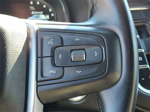 Used 2024 GMC Yukon SLT image 19