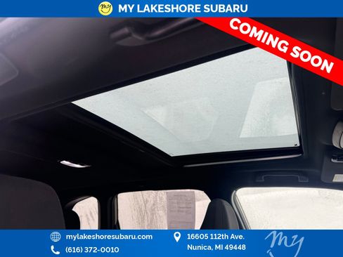 Used 2025 Subaru Forester Premium image 15