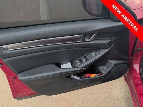 Used 2021 Honda Accord Sport image 16