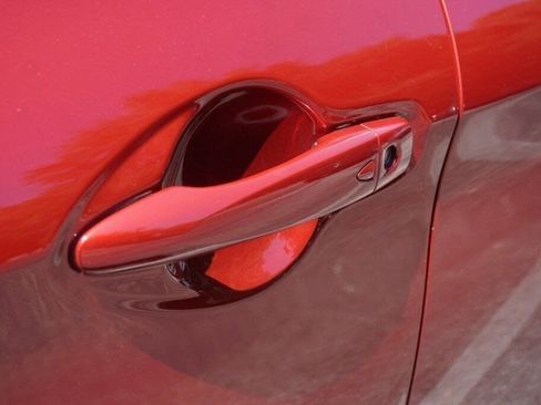 Certified 2022 Nissan Rogue Sport SL image 13