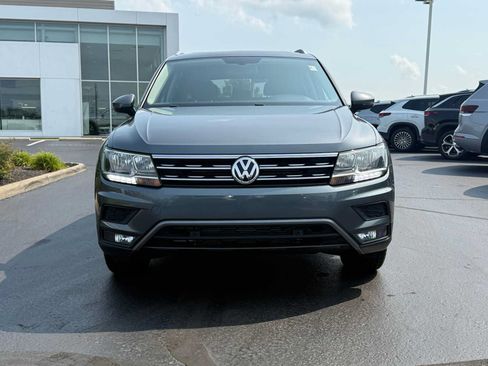 Used 2019 Volkswagen Tiguan SEL AWD/4WD image 2