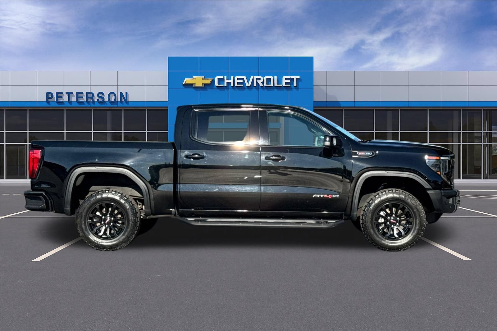 Used 2023 GMC Sierra 1500 AT4X AWD/4WD image 3
