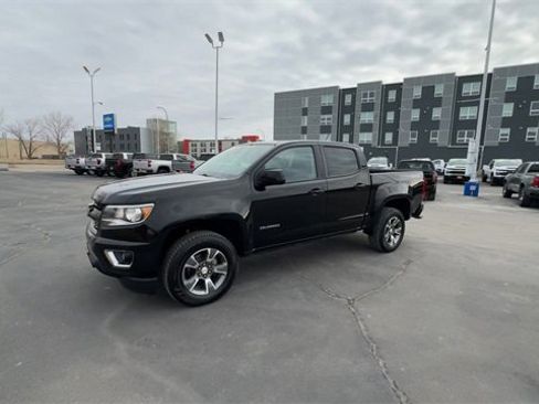 Used 2017 Chevrolet Colorado Z71 image 4