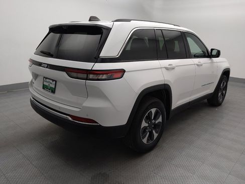 Used 2022 Jeep Grand Cherokee Limited 4xe w/ Luxury Tech Group II AWD/4WD image 9