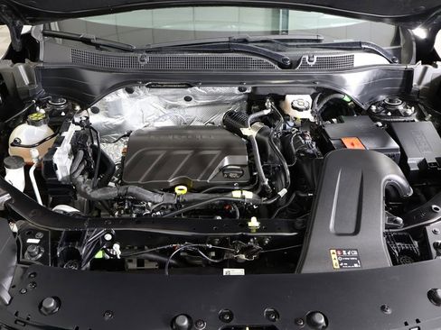 Used 2025 Chevrolet Trax RS w/ Driver Confidence Package image 21