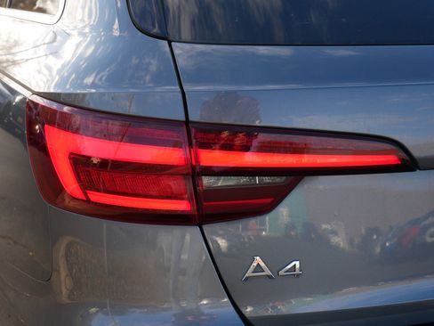 Used 2019 Audi A4 2.0T allroad Premium Plus image 17