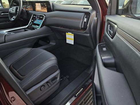New 2026 Nissan Armada SL w/ Captain's Chari Seat Package RWD image 5