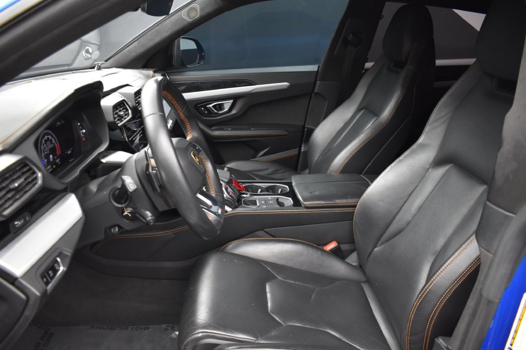 Used 2020 Lamborghini Urus AWD/4WD image 10