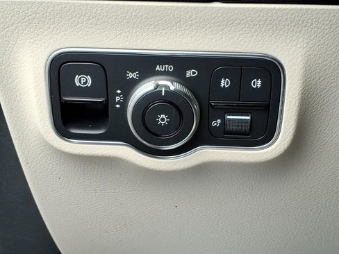 Used 2023 Mercedes-Benz GLA 250 image 30