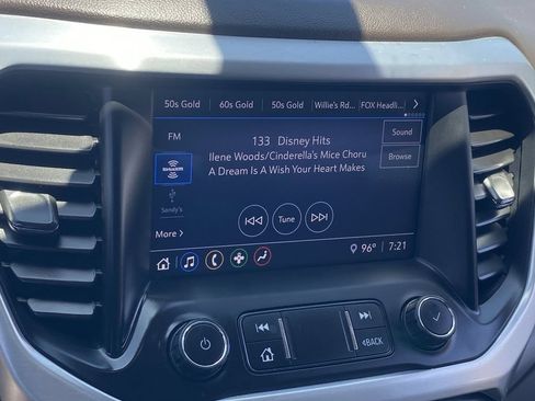 Used 2020 GMC Acadia SLE w/ Driver Convenience Package FWD image 26