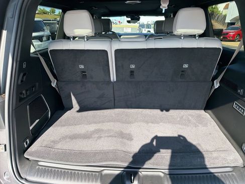 New 2026 Jeep Grand Wagoneer Limited AWD/4WD image 9