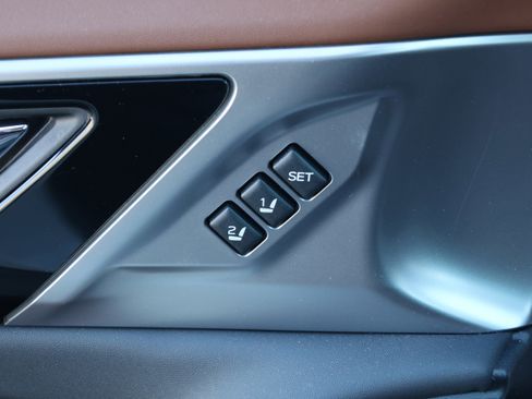 Used 2020 Subaru Outback Touring XT image 13