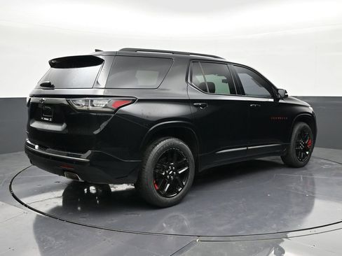Used 2020 Chevrolet Traverse Premier w/ Redline Edition image 5