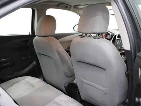 Used 2017 Chevrolet Sonic LS image 17