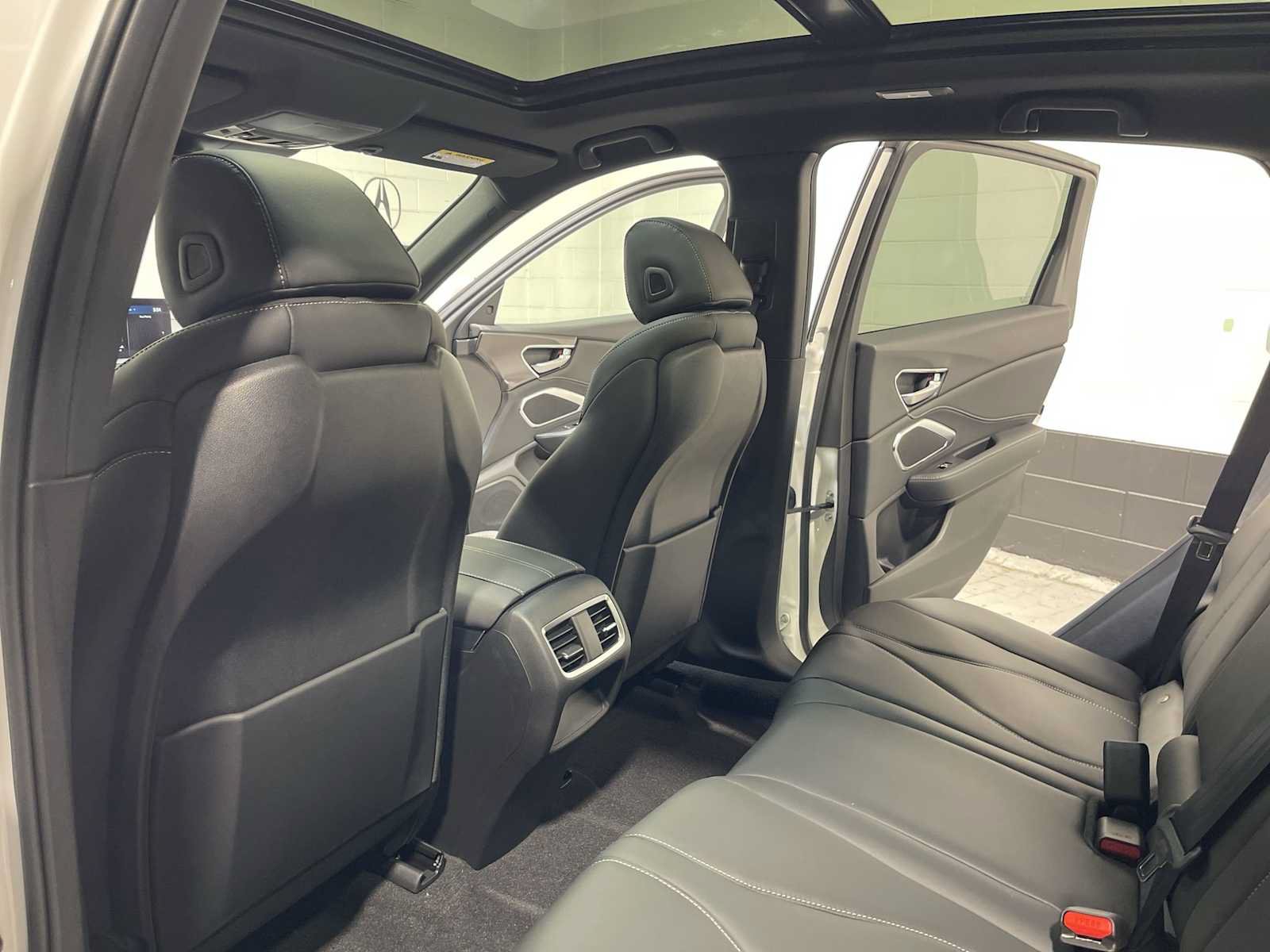 Certified 2026 Acura RDX SH-AWD image 12
