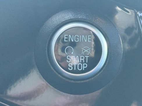 Used 2018 Ford Escape Titanium image 33