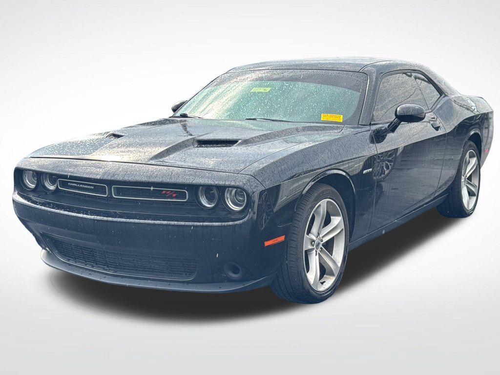 Used 2017 Dodge Challenger R/T w/ Sound Group RWD image 6
