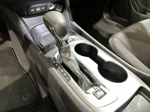 Used 2024 Chevrolet Malibu LS image 20