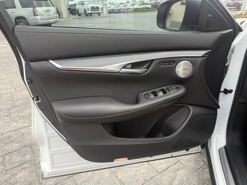 Certified 2023 INFINITI QX50 Sport image 10