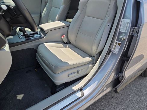 Used 2016 Acura RDX AWD w/ Advance Package image 6