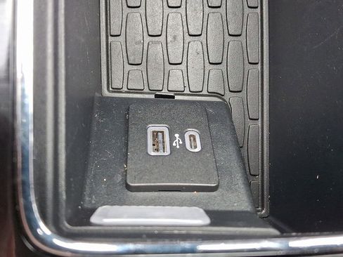 Used 2023 Lincoln Aviator Reserve w/ Elements Package Plus image 30