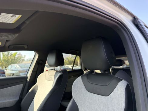Certified 2023 Volkswagen ID.4 Pro RWD image 30