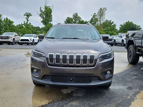Used 2021 Jeep Cherokee Latitude Lux w/ Sun & Sound Group AWD/4WD image 3